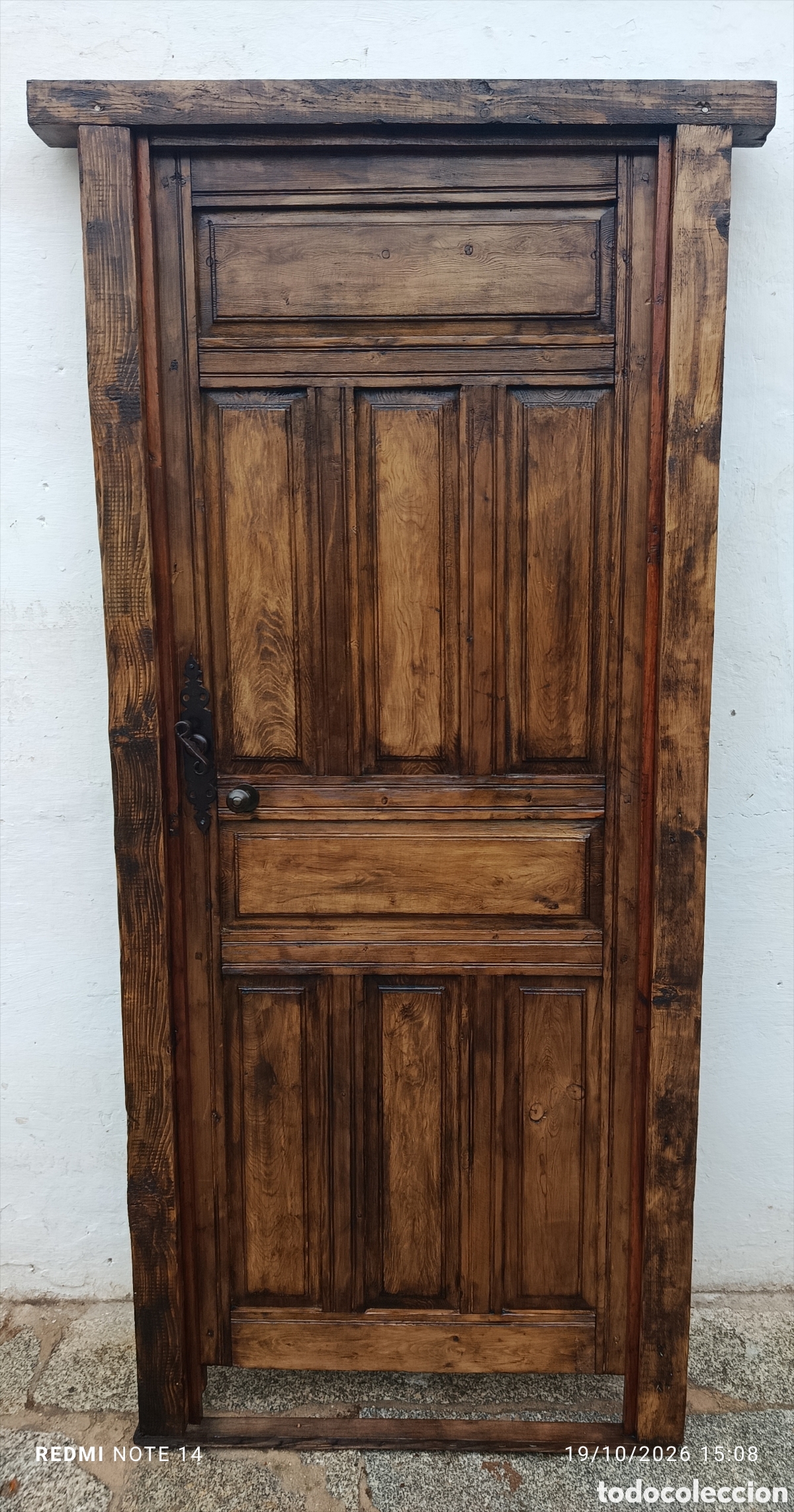 Antig&uuml;edades: Puerta antig&uuml;a de madera
