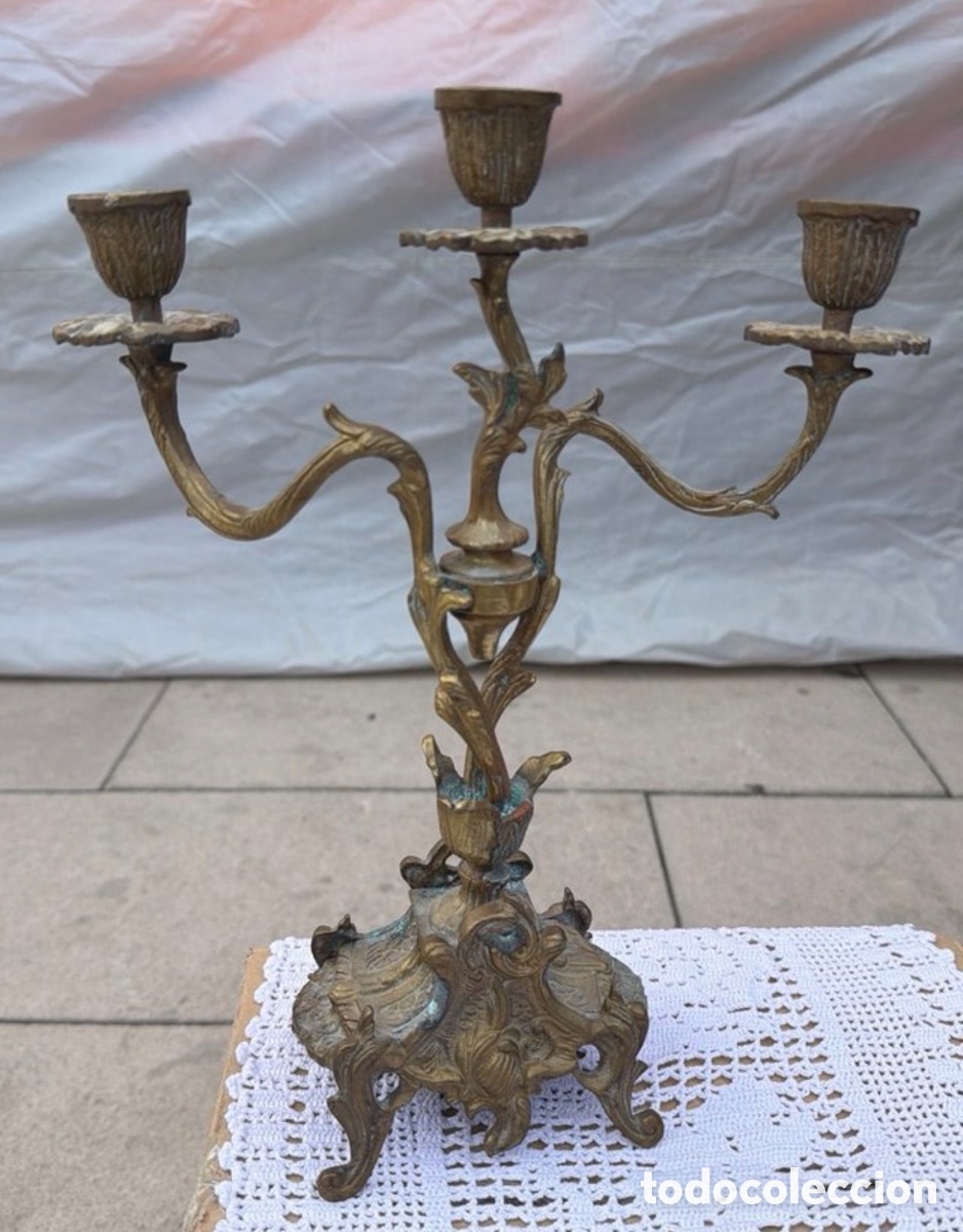 Antig&uuml;edades: Par de candelabros antiguos - Foto 2