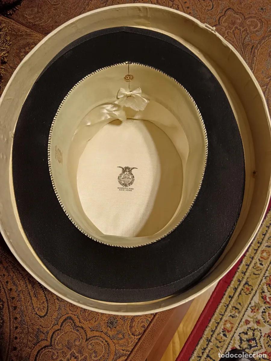 Antig&uuml;edades: Magn&iacute;fico sombrero de Copa aut&eacute;ntico.