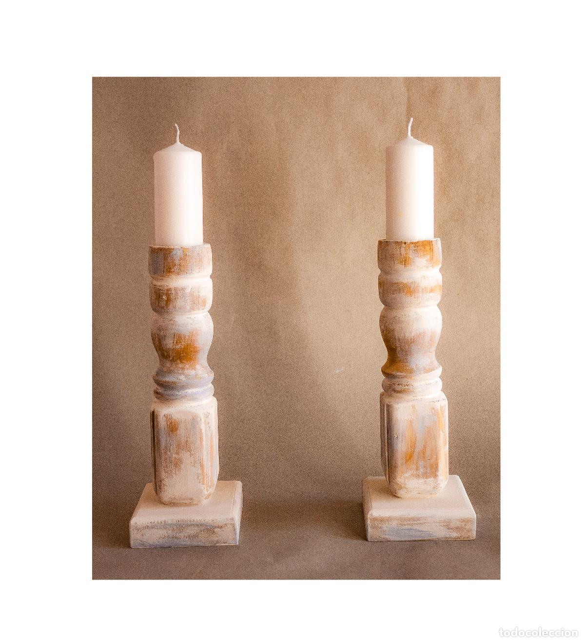 Antiquit&eacute;s: Candelabros de madera. Portavelas de madera.