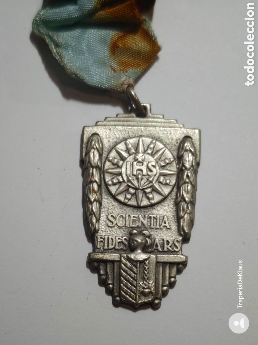 Antig&uuml;edades: Medalla Escolar/Colegial Cat&oacute;lica - car122