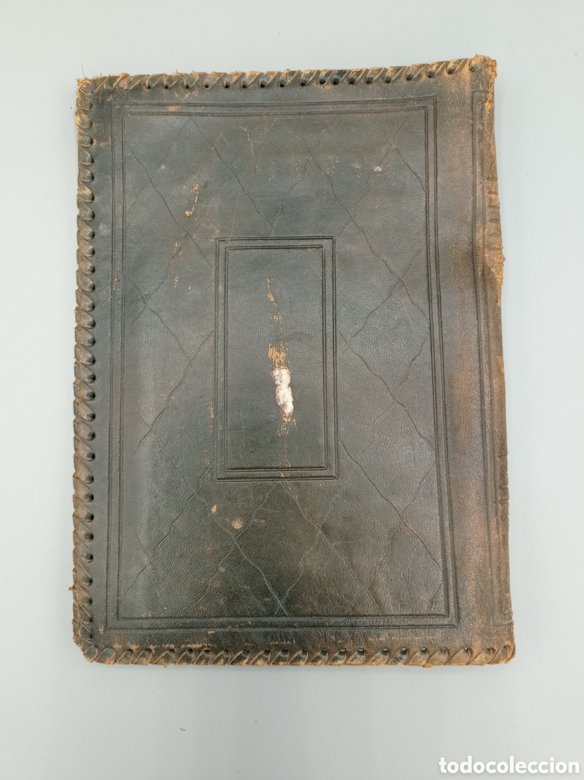Antig&uuml;edades: Cubierta o funda de piel repujada para libro. - Foto 2
