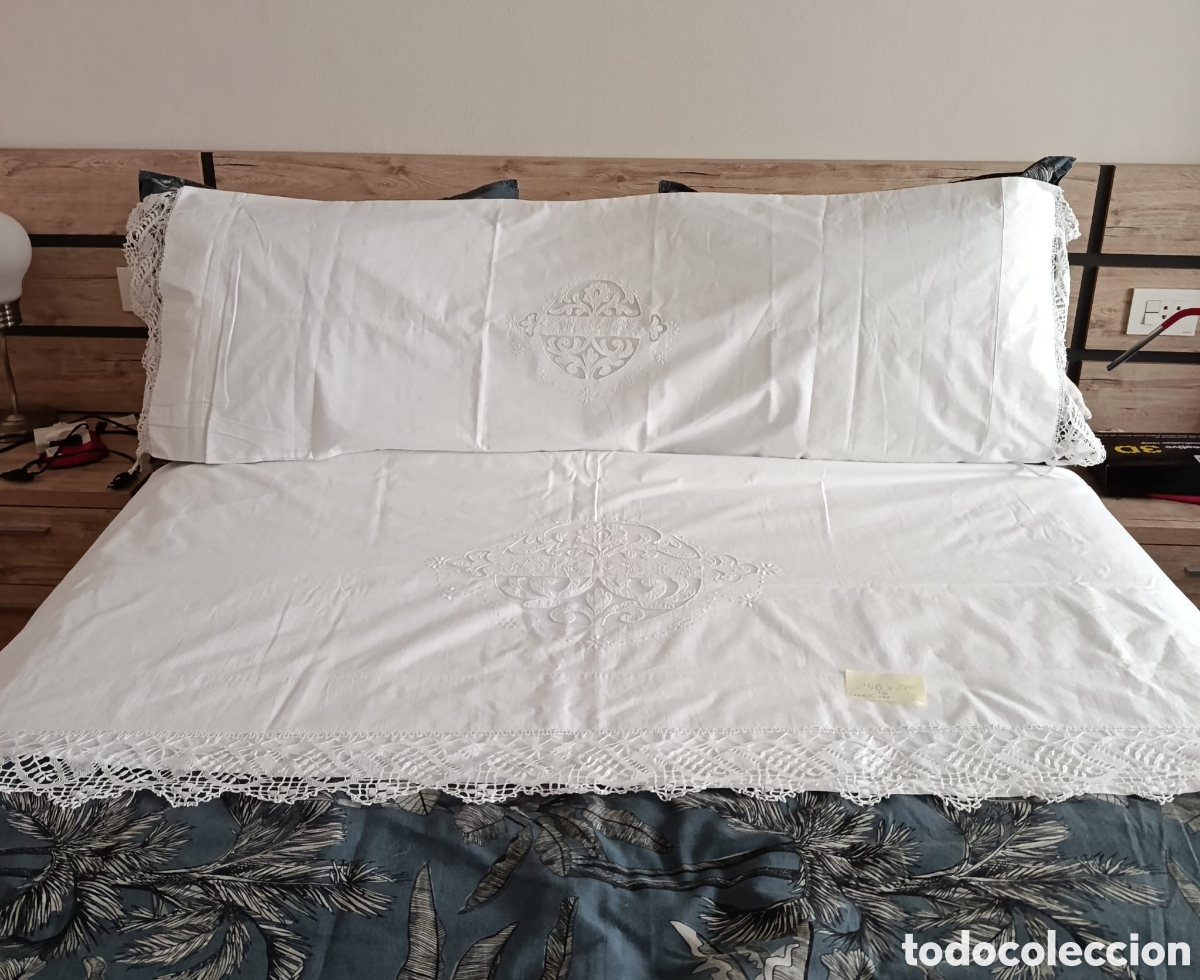 Antig&uuml;edades: Antiguo juego de ropa de cama,m&aacute;s de 120 a&ntilde;os