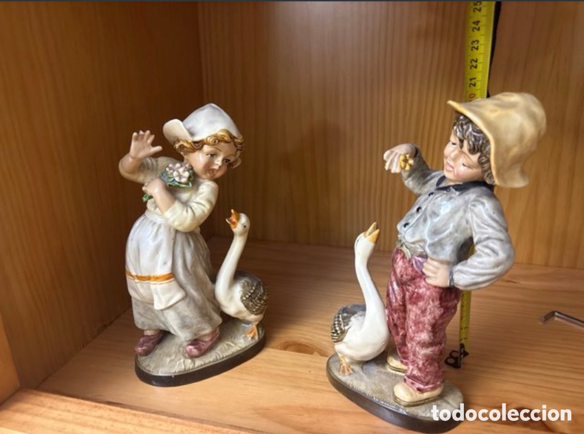 Antig&uuml;edades: Pareja de Figuras Vintage Ni&ntilde;os con Gansos