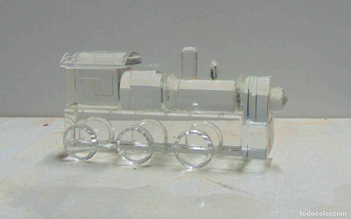 Antig&uuml;edades: PISAPAPELES CON FORMA TREN DE CRISTAL TRANSPARENTE NORMON, 14,3x8CM, EN PERFECTO ESTADO