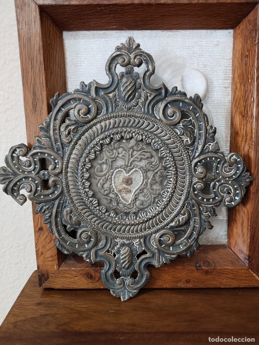 Antig&uuml;edades: Custodia con reliquia de San Irineo. Ver.