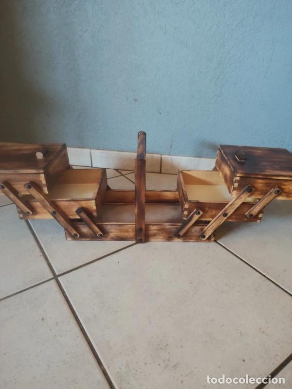 Antig&uuml;edades: precioso costurero de madera - Foto 2
