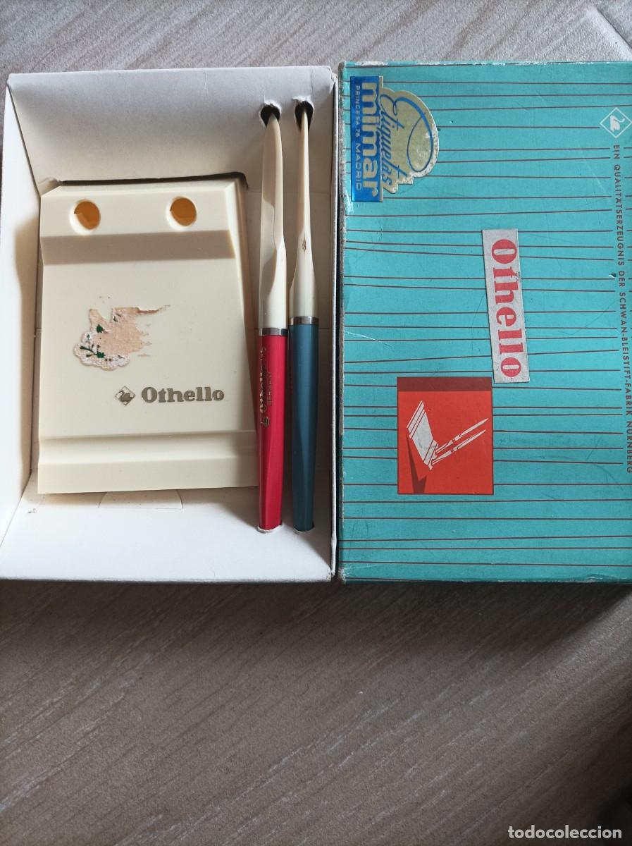 Antig&uuml;edades: Juego bol&iacute;grafos Othello - Foto 1