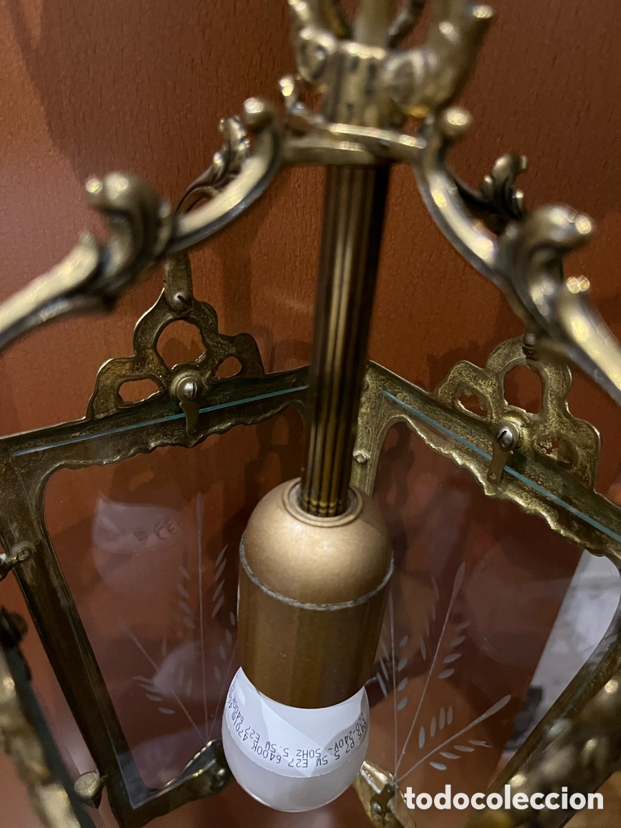 Antig&uuml;edades: L&aacute;mpara de techo con forma de farol de bronce con cristales - Foto 6