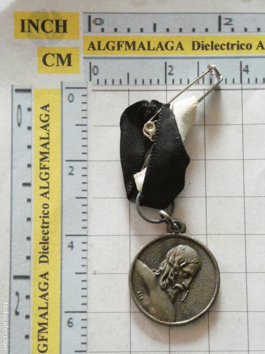 Antig&uuml;edades: MEDALLA MEDALLITA RELIGIOSA. CONGREGACI&Oacute;N MENA M&Aacute;LAGA 1992 CRISTO BUENA MUERTE LEGI&Oacute;N