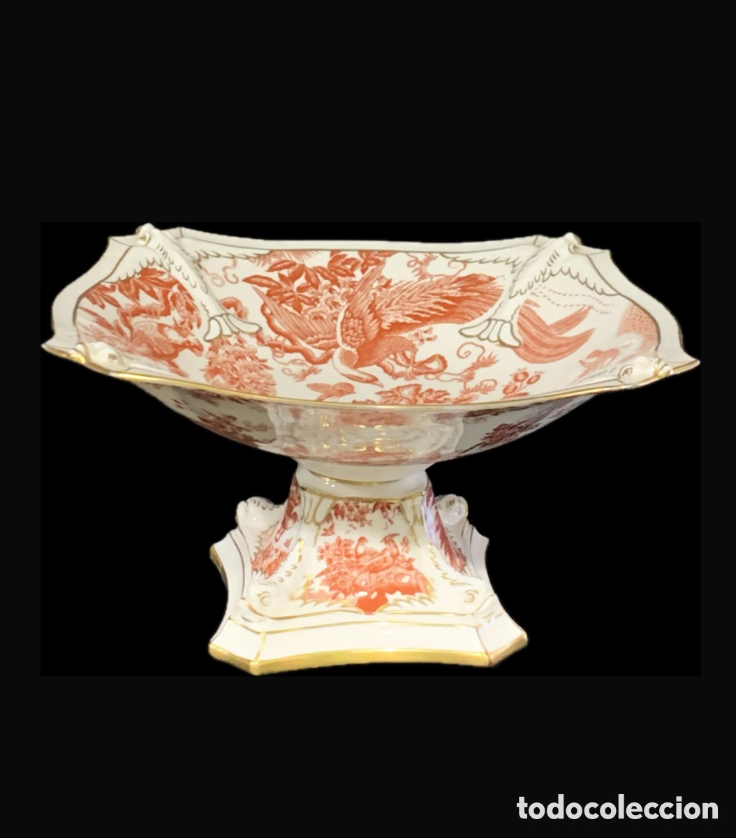 Antig&uuml;edades: Centro o frutero Royal Crown Derby &ldquo;Red Aves&rdquo;