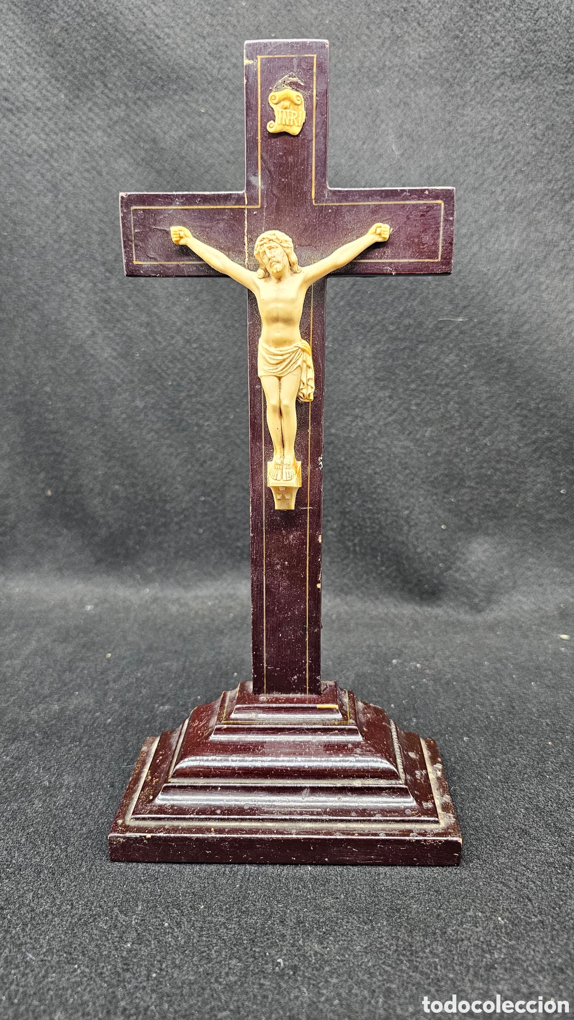 Antig&uuml;edades: Antiguo crucifijo de sobremesa