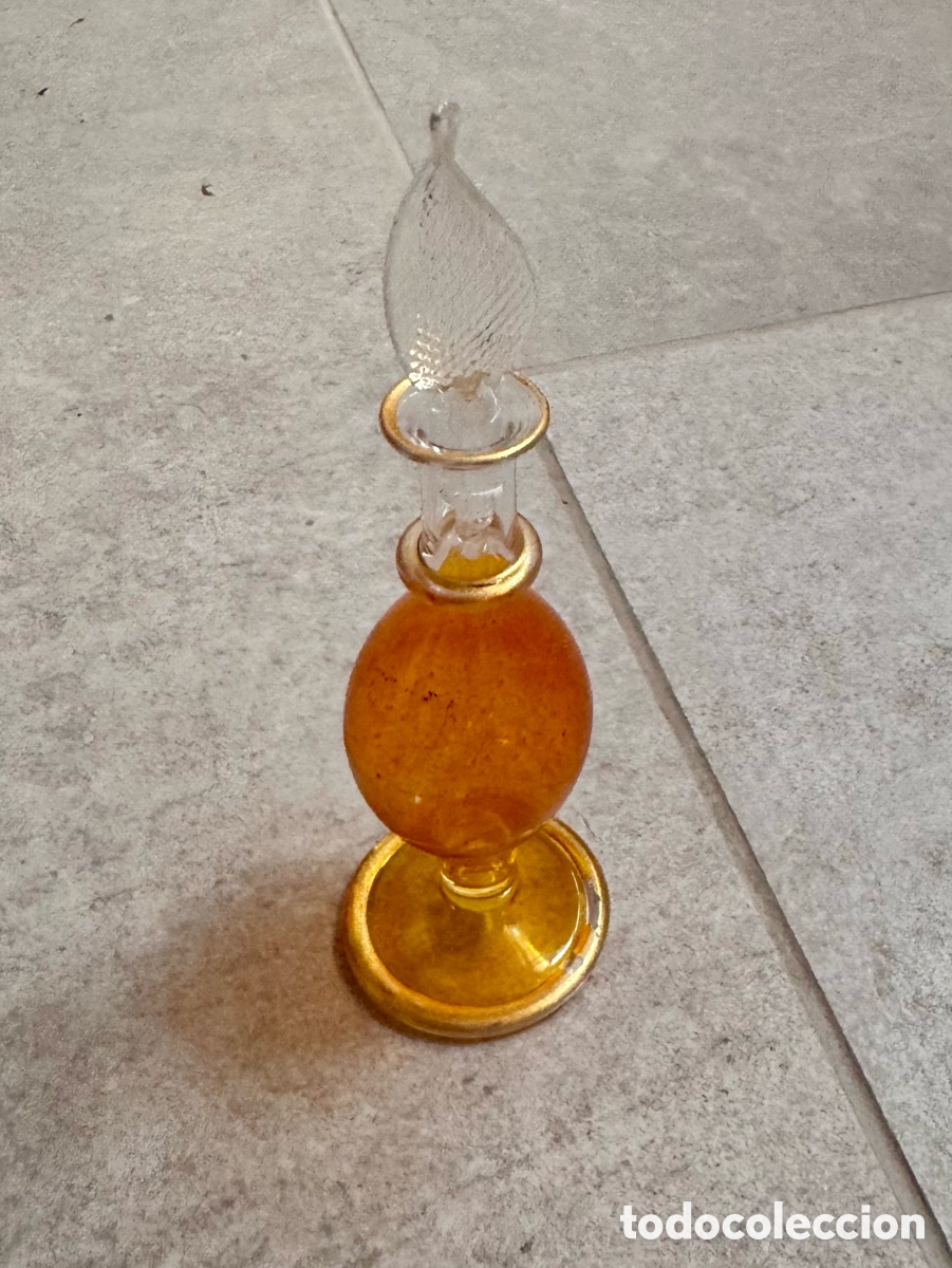 Antig&uuml;edades: Perfumero egipcio de cristal soplado - &aacute;mbar y dorado.