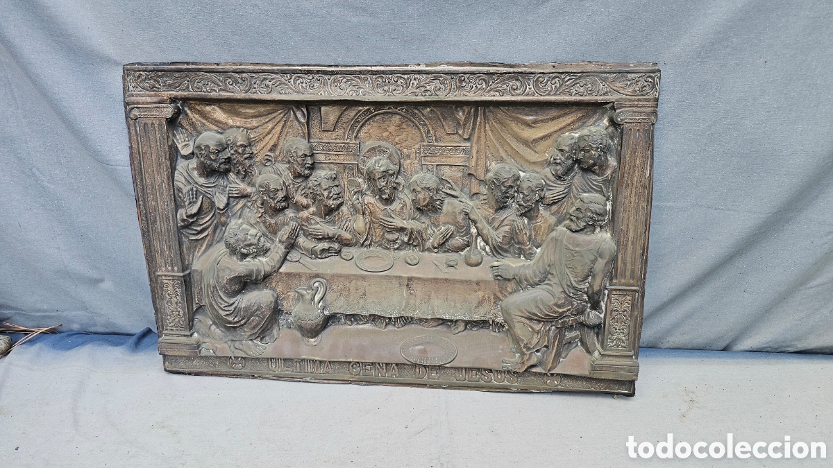 Antig&uuml;edades: &rdquo;La &Uacute;ltima Cena de Jes&uacute;s&rdquo;, elaborado en metal repujado
