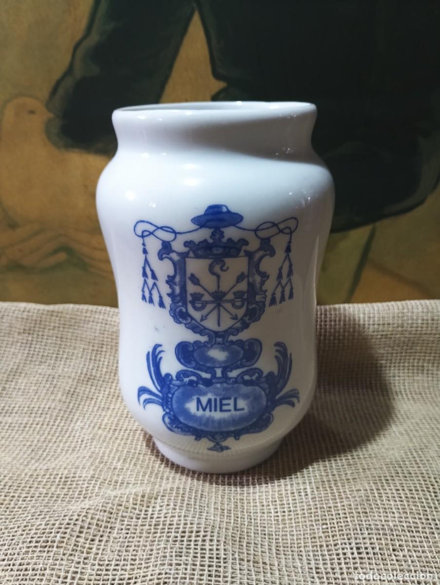 Antig&uuml;edades: ALBAREL-FARMACIA-PORCELANA.
