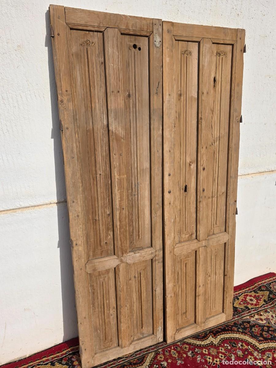 Antig&uuml;edades: Puerta doble antigua de interior - Foto 2