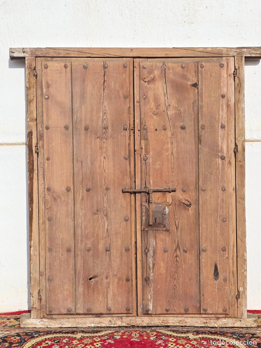 Antig&uuml;edades: Ventana antigua de clavos - Foto 1