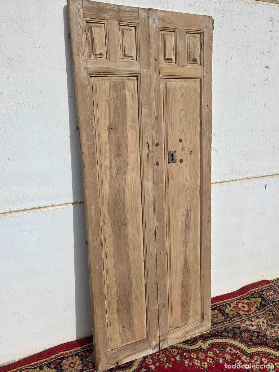 Antig&uuml;edades: Puerta doble antigua de interior - Foto 2