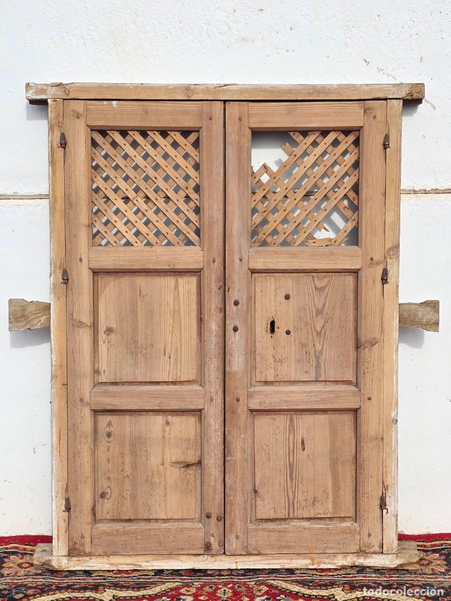 Antig&uuml;edades: Alacena antigua de doble hoja