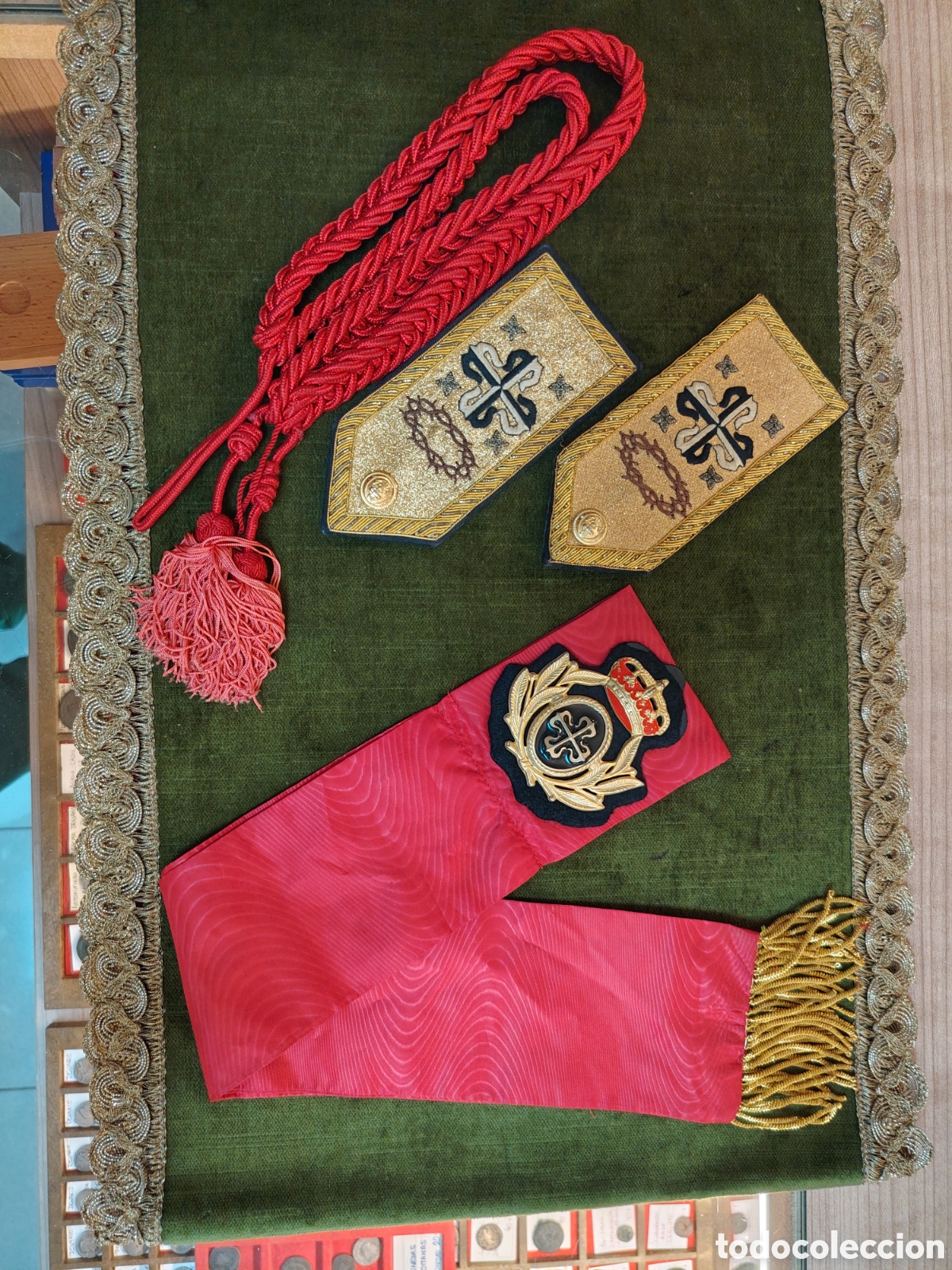 Antig&uuml;edades: CONJUNTO PARA UNIFORME DE GALA PROCESIONAL - Foto 12