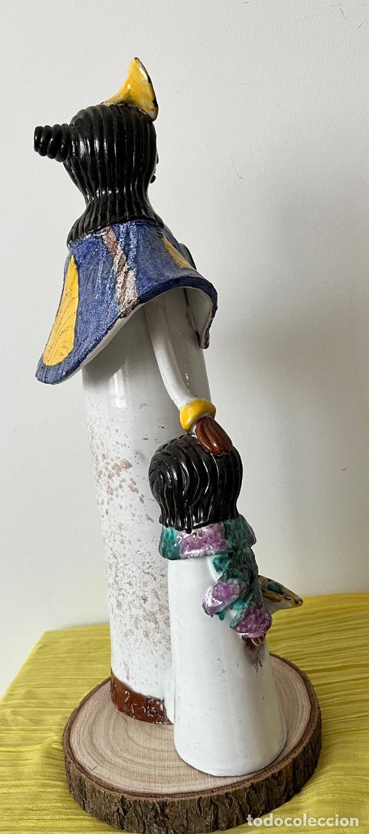 Antig&uuml;edades: MADRE CON NI&Ntilde;A Y FLOR - Foto 3