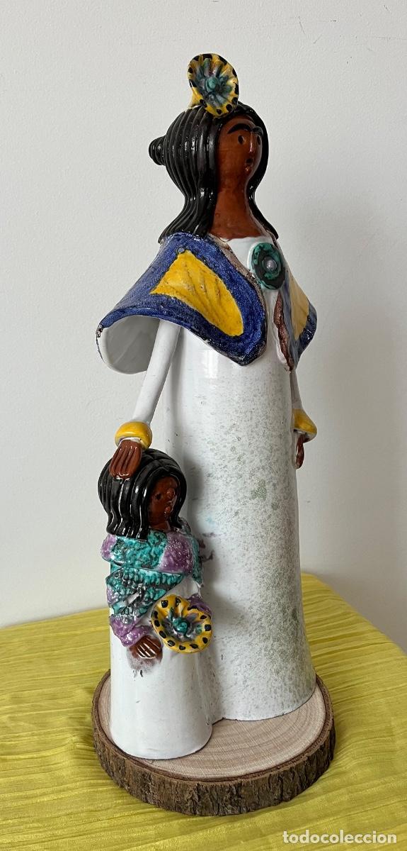 Antig&uuml;edades: MADRE CON NI&Ntilde;A Y FLOR - Foto 4