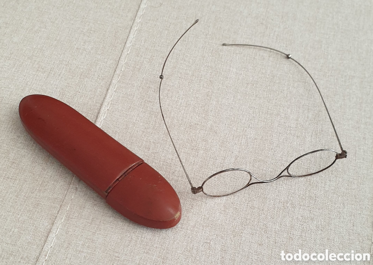 Antig&uuml;edades: GAFAS ANTIGUAS CON SU ESTUCHE ORIGINAL (A&Ntilde;OS 20)