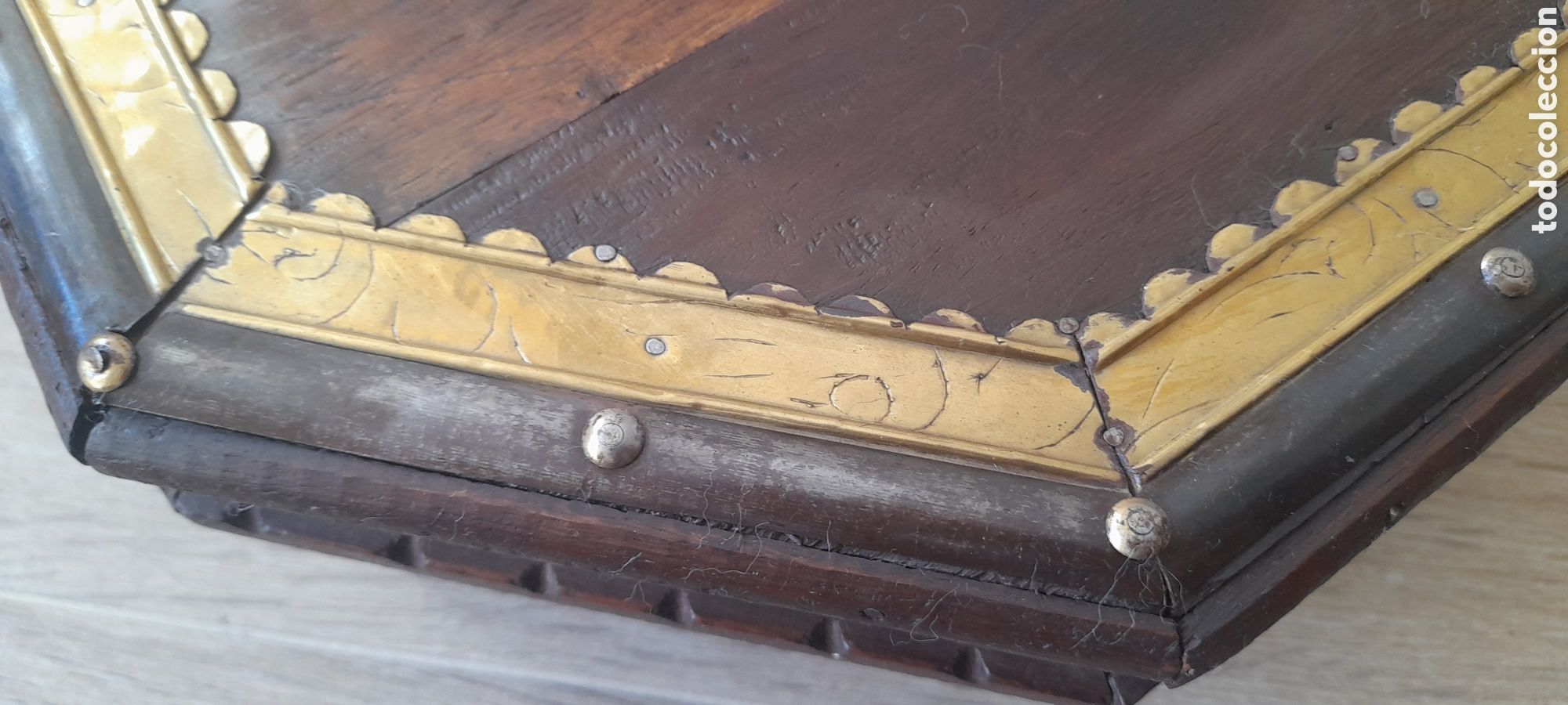 Antig&uuml;edades: Juego de mesitas de madera - Foto 6