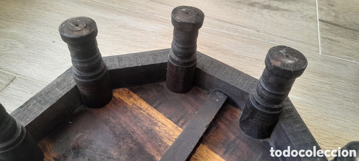 Antig&uuml;edades: Juego de mesitas de madera - Foto 8