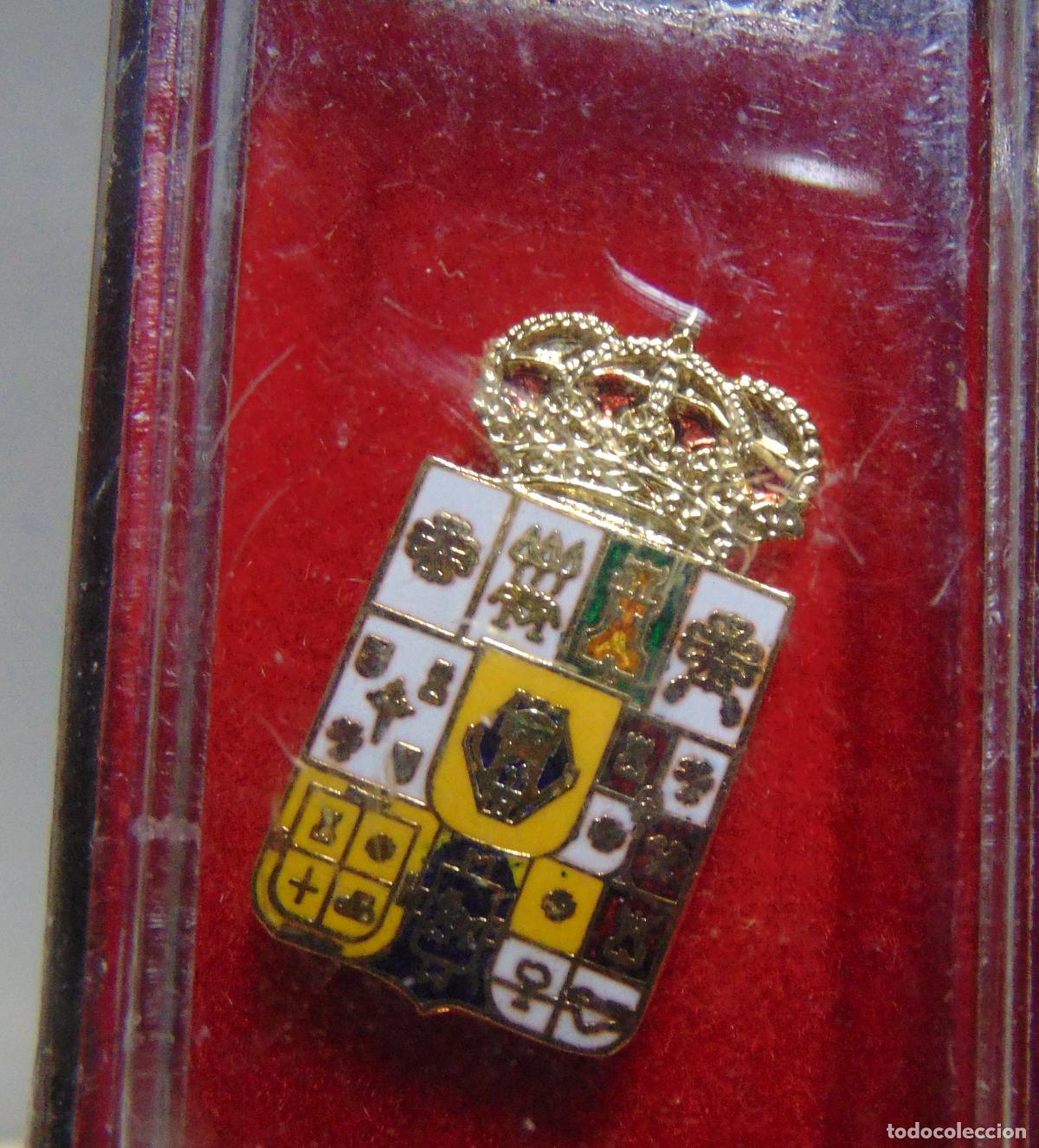 Antig&uuml;edades: PAR DE GEMELOS CON ESCUDO, ARBEX ZARAGOZA, BA&Ntilde;O DE ORO, NUEVOS