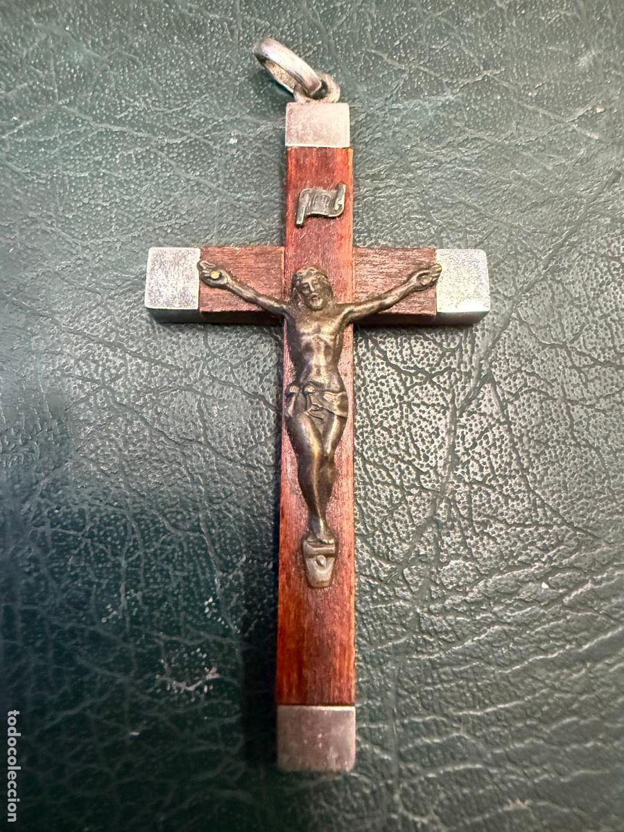 Antig&uuml;edades: ANTIGUA CRUZ DE MADERA Y METAL - MEDIDA 8X4 CM - RELIGIOSO