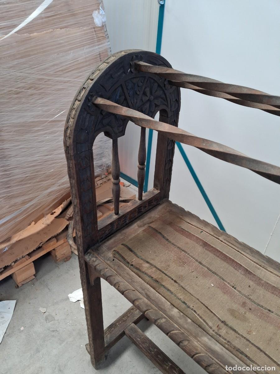 Antig&uuml;edades: Paraguero antiguo en madera - Foto 2