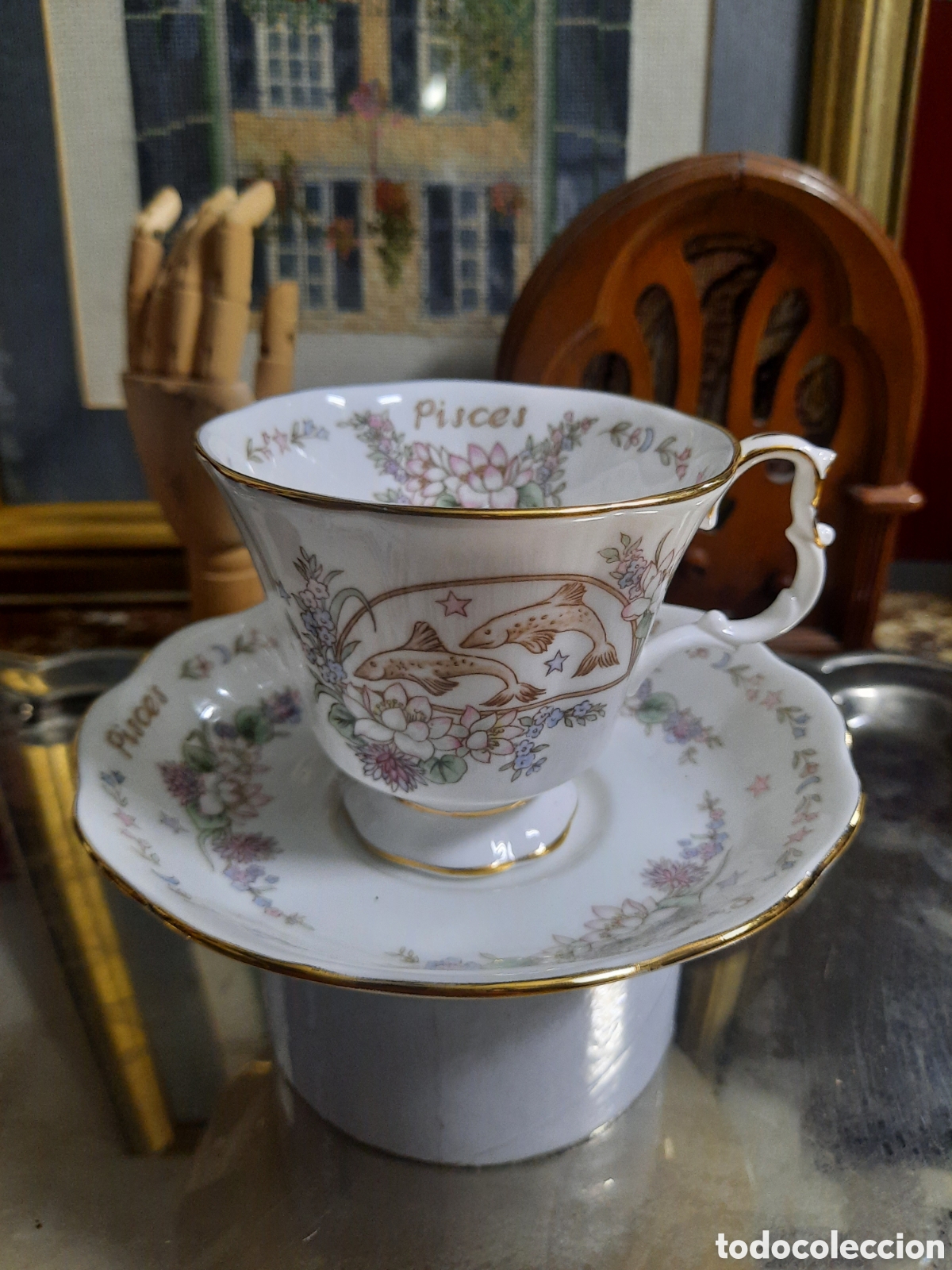 Antig&uuml;edades: Taza y Platillo - Porcelana Inglesa - Royal Albert - Zodiac Series - Piscis