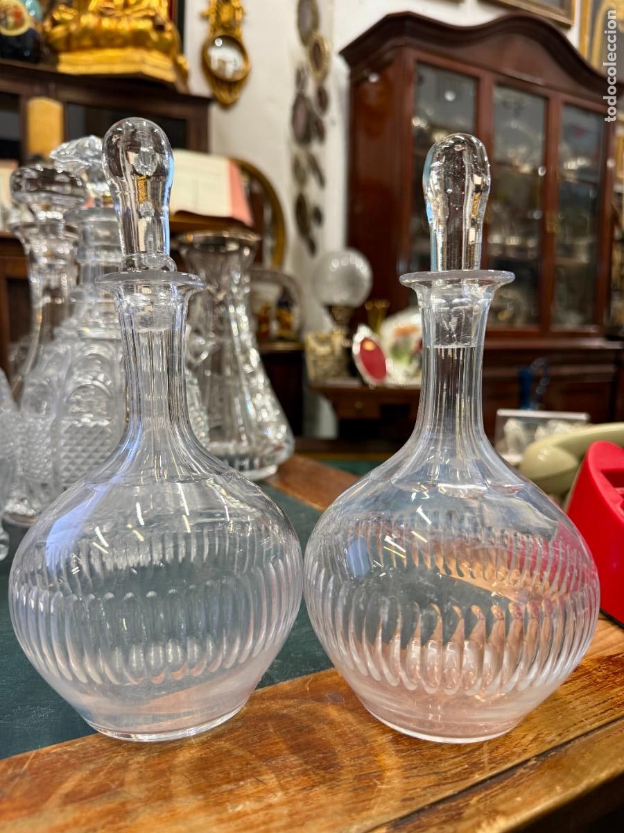 Antig&uuml;edades: PRECIOSA PAREJA DE BOTELLAS DE CRISTAL - MEDIDA TOTAL 24 CM