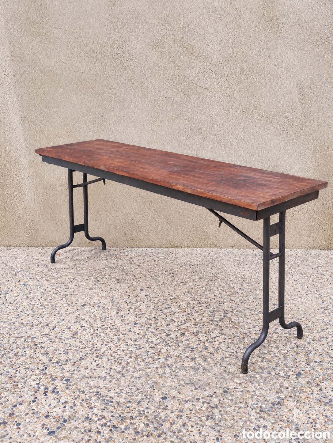 Antig&uuml;edades: Mesa industrial antigua plegable de madera y hierro &ndash; mediados siglo XX
