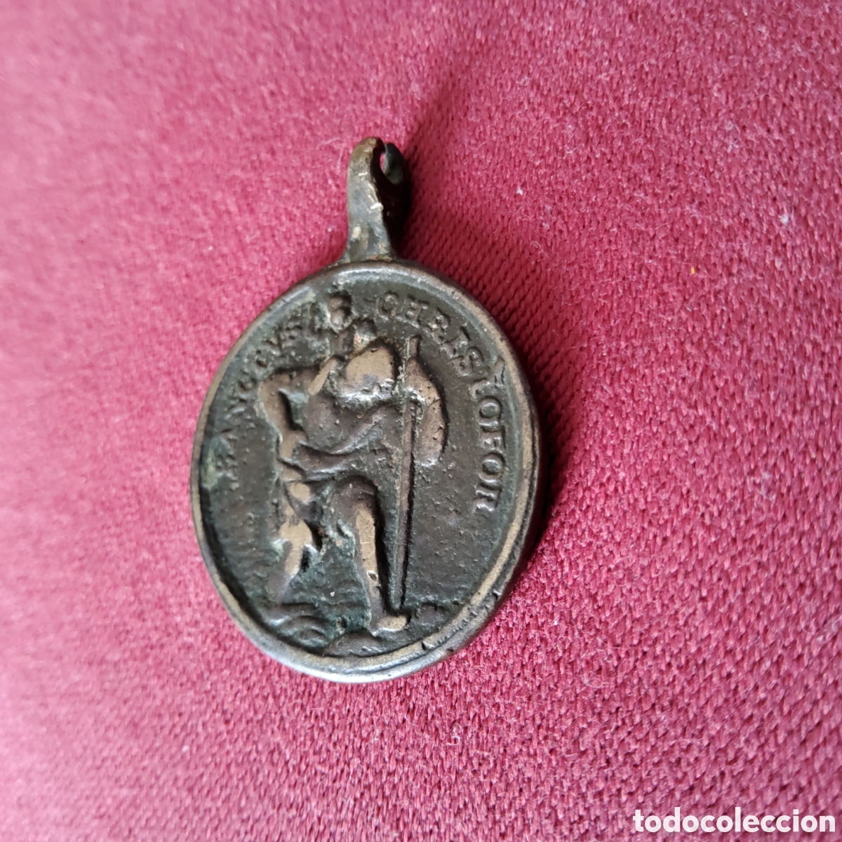 Antig&uuml;edades: ANTIGUA MEDALLA DE BRONCE DE NTRA. SRA. DEL TREMEDAL Y SAN CRIST&Oacute;BAL, SIGLO XVIII