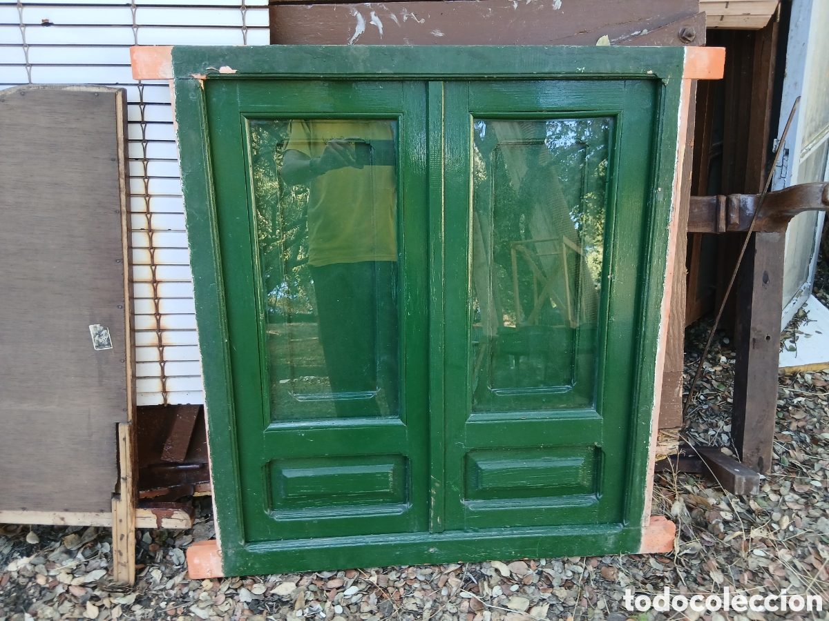 Antig&uuml;edades: Ventana antigua madera casta&ntilde;o