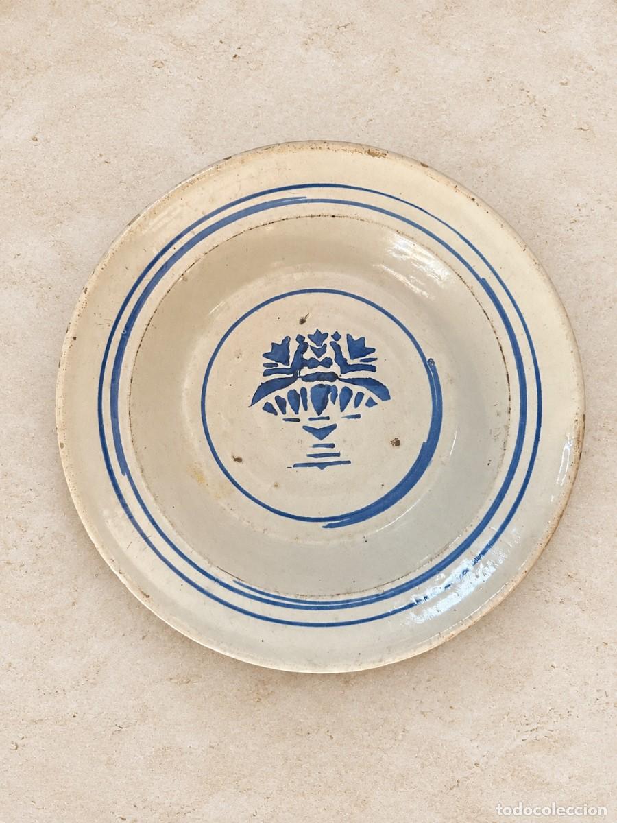 Antig&uuml;edades: PLATO HONDO DE CER&Aacute;MICA DE TERUEL