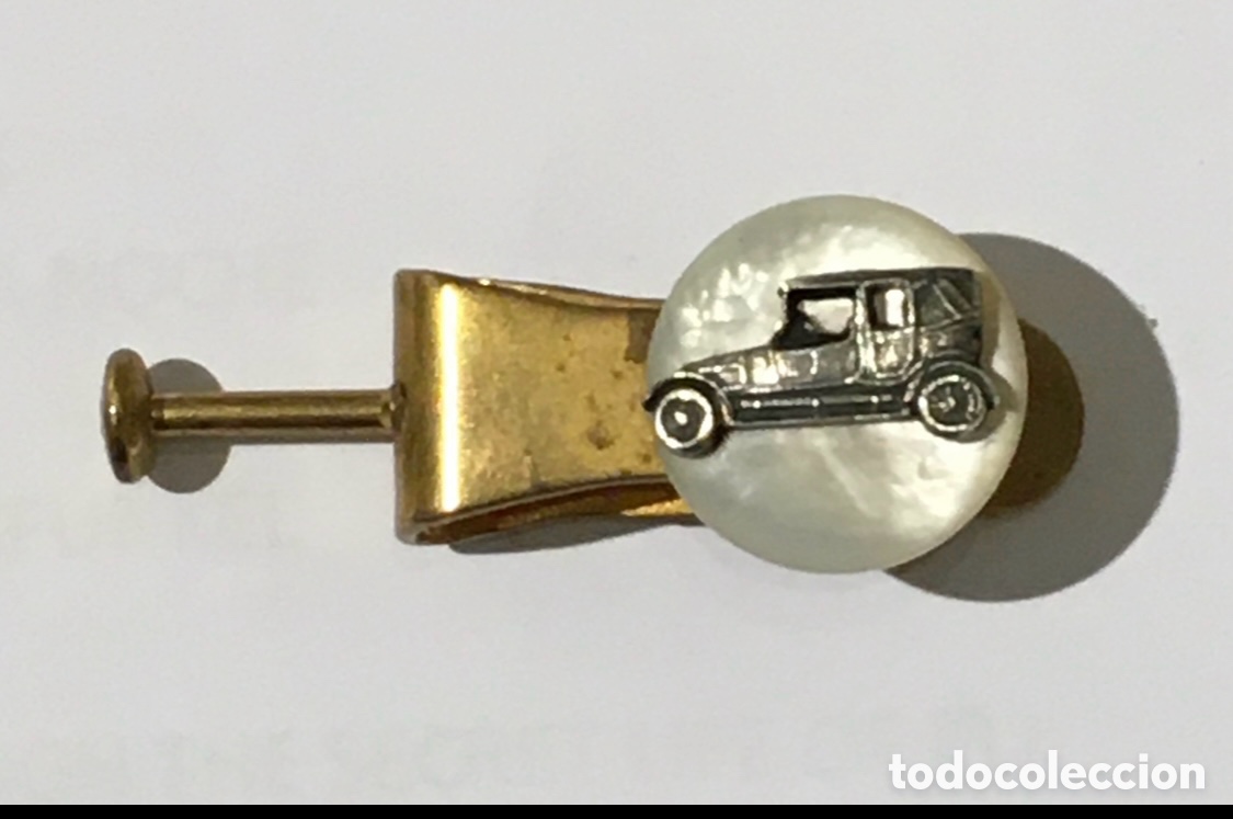 Antig&uuml;edades: Pasador de corbata. The Wedge Patent. Lat&oacute;n, n&aacute;car y plata. Art Deco. 1910.