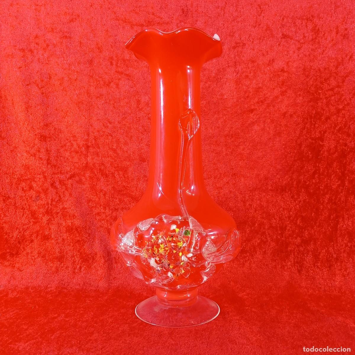 Antig&uuml;edades: ANTIGUO JARR&Oacute;N DE VIDRIO ARTISTICO ROJO - SOPLADO A MANO - SIGLO XX - 12 CM X 26 CM / 1616