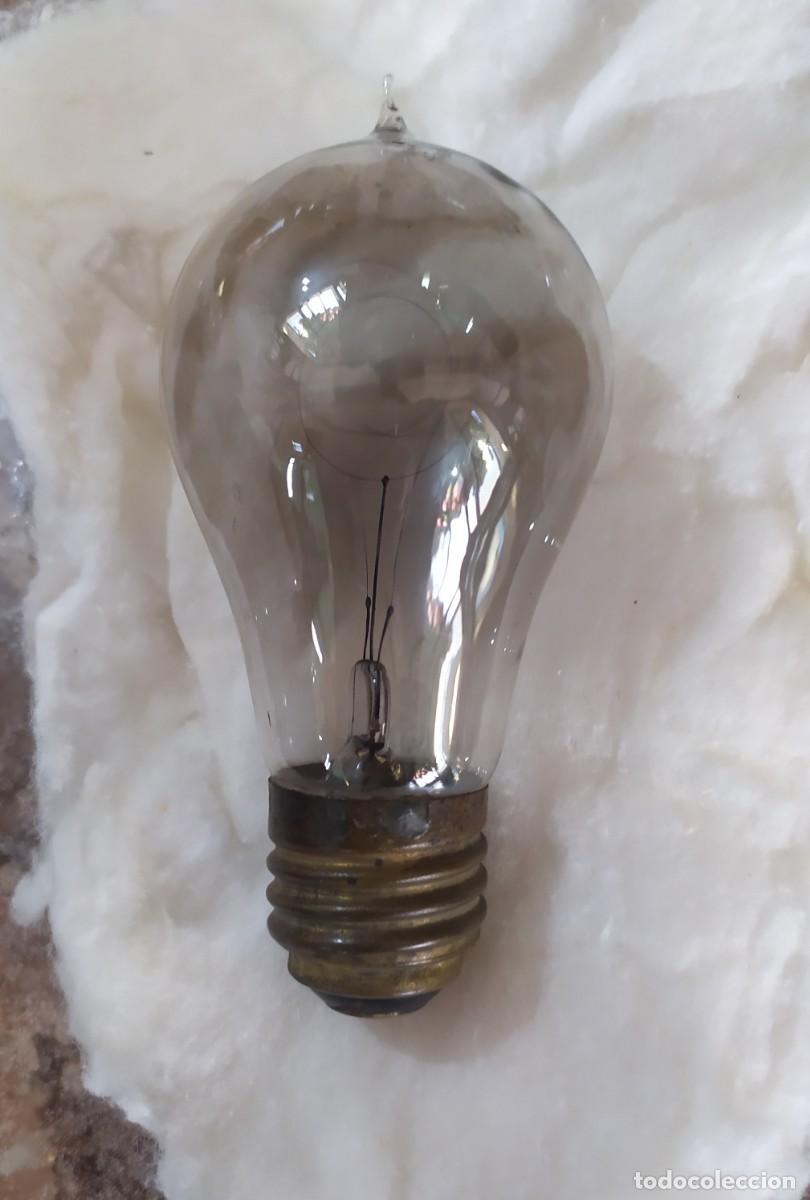 Antig&uuml;edades: Bombilla Antigua de Carbono (anterior a 1920)