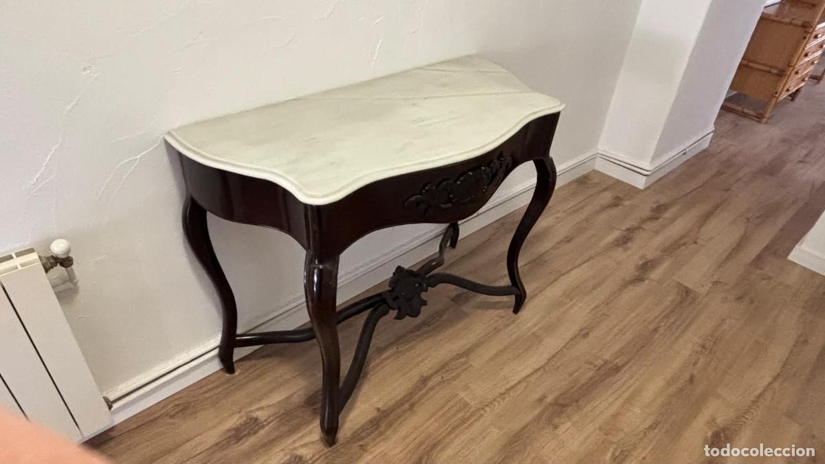 Antig&uuml;edades: Mesa Consola isabelina s. XIX - Foto 2