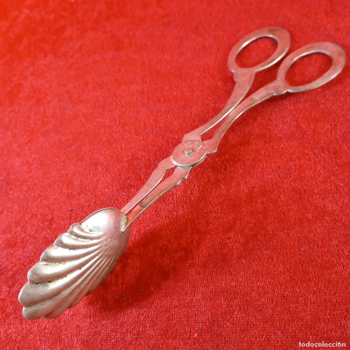 Antig&uuml;edades: ANTIGUA PINZA DE PLATA DE LEY - MECANISMO DE TIJERA - PARA PASTELES - 18 CM
