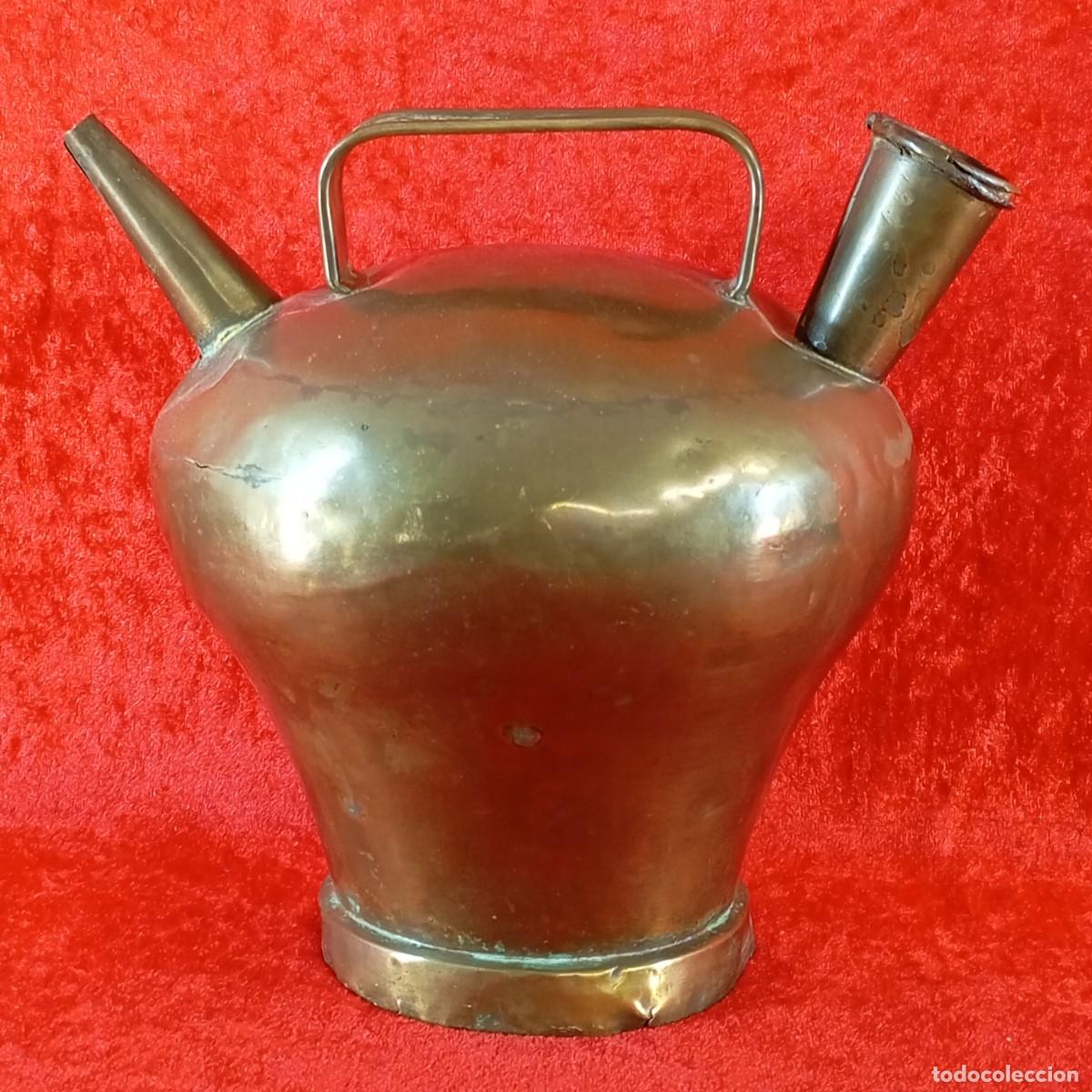 Antig&uuml;edades: ANTIGUO BOTIJO DE COBRE CATAL&Aacute;N - SIGLO XIX - RECIPIENTE TRADICIONAL HECHO A MANO - 20 X 21 CM