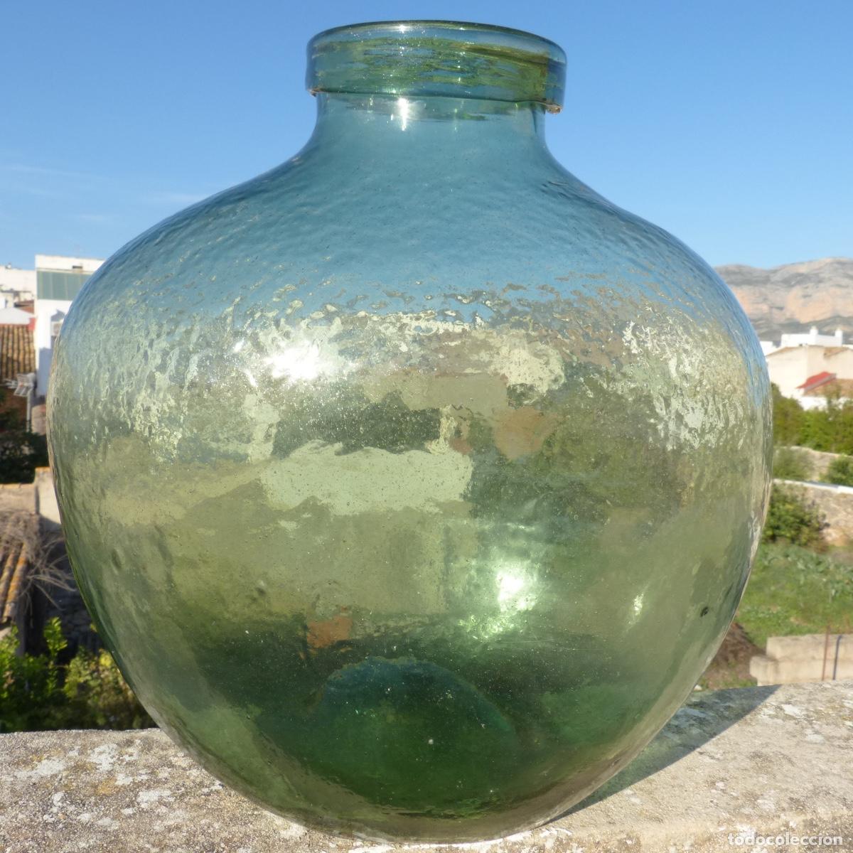 Antig&uuml;edades: Garrafa, bombona o damajuana de vidrio soplado, boca ancha, 16 litros, 37cm , 3600gr.