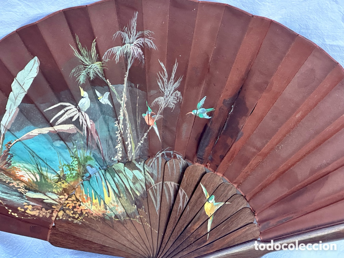 Antig&uuml;edades: Abanico de seda pintado a mano