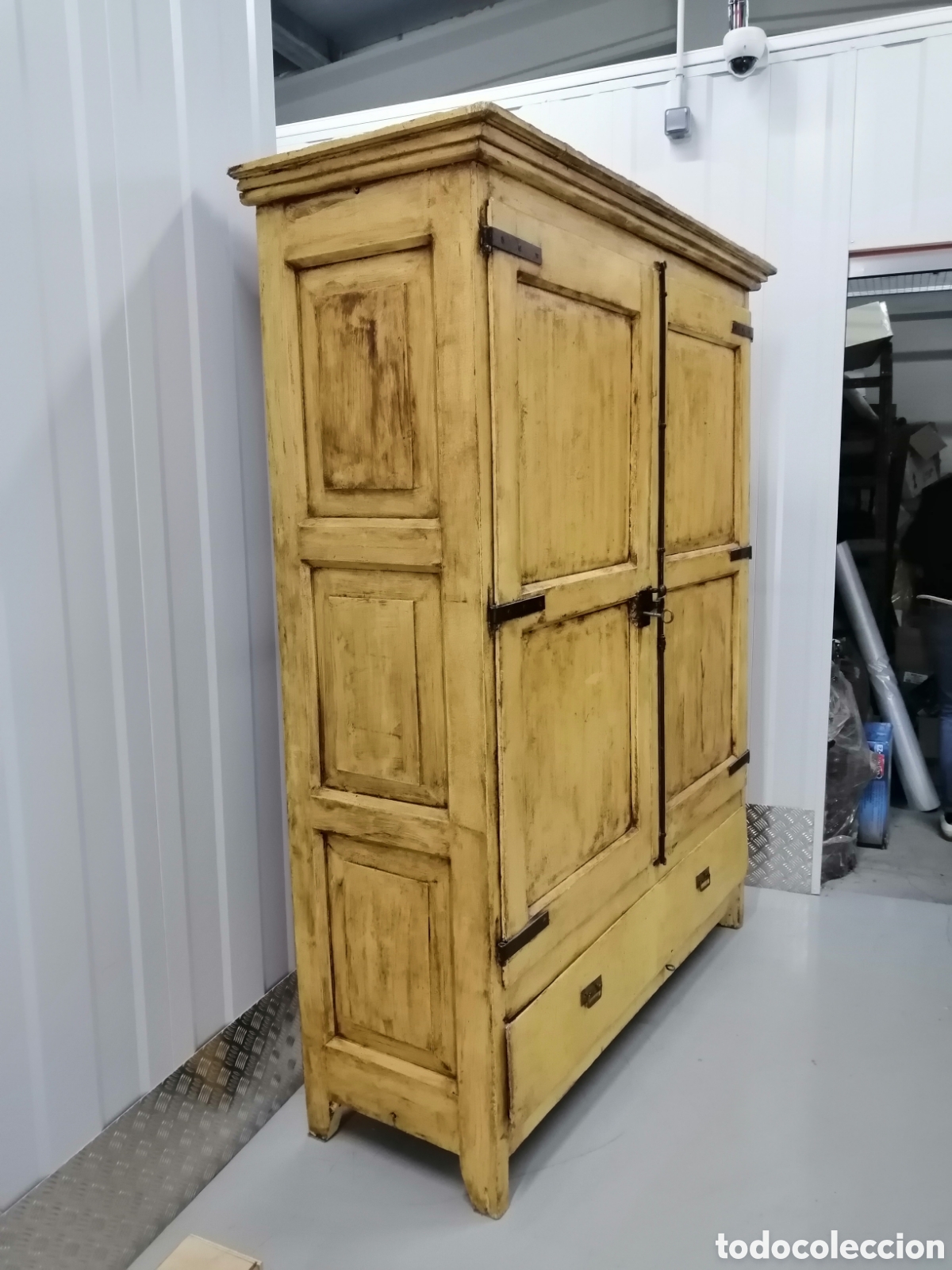 Antig&uuml;edades: Armario con m&aacute;s de 100 a&ntilde;os - Foto 4