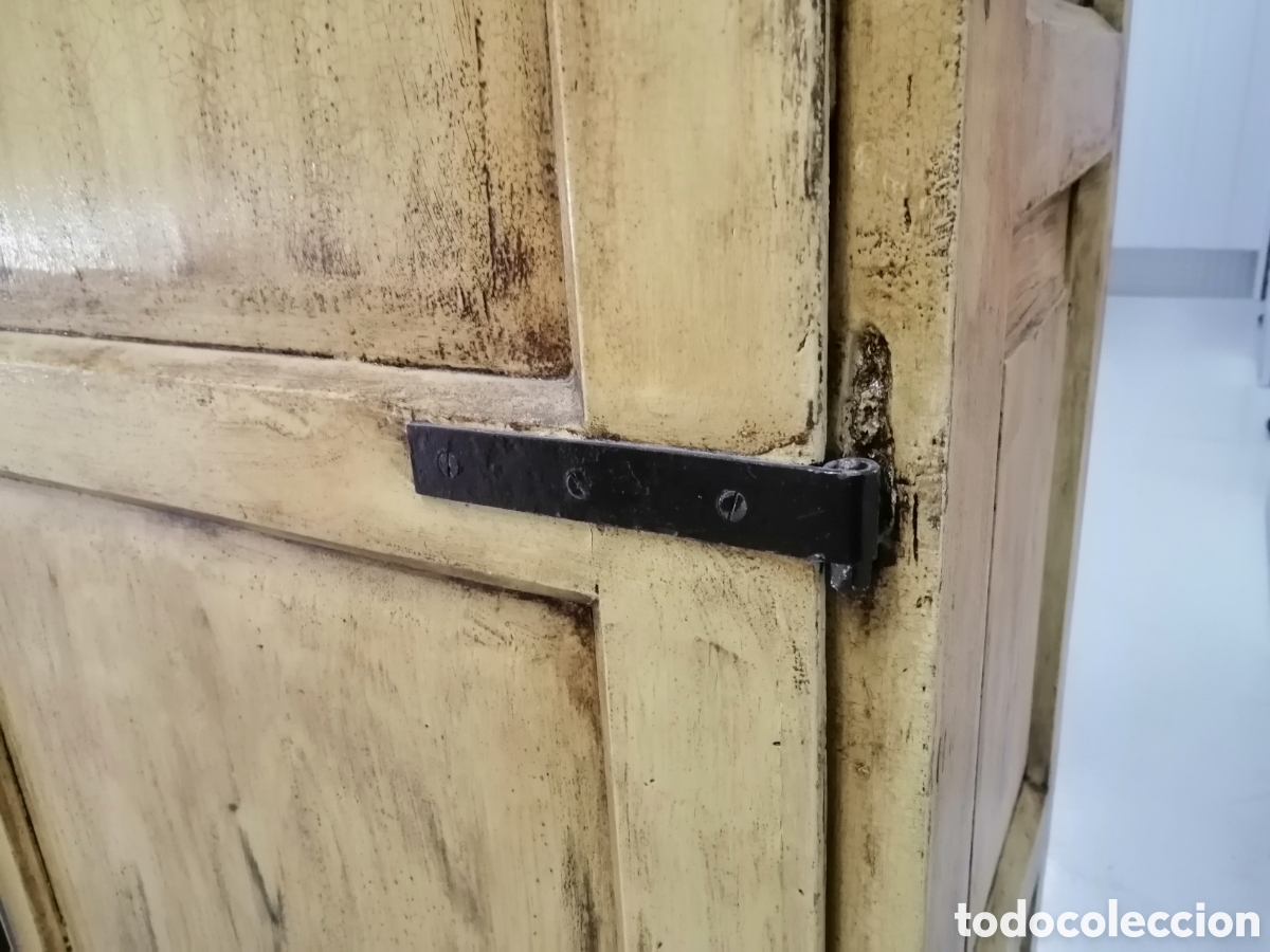 Antig&uuml;edades: Armario con m&aacute;s de 100 a&ntilde;os - Foto 5