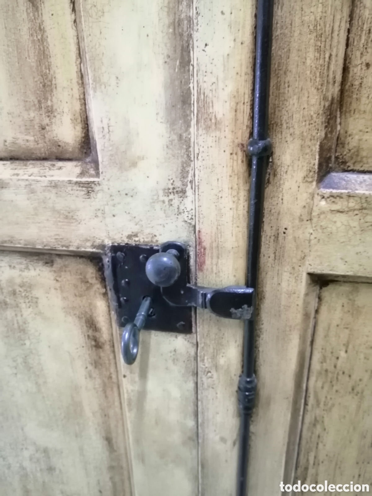 Antig&uuml;edades: Armario con m&aacute;s de 100 a&ntilde;os - Foto 6