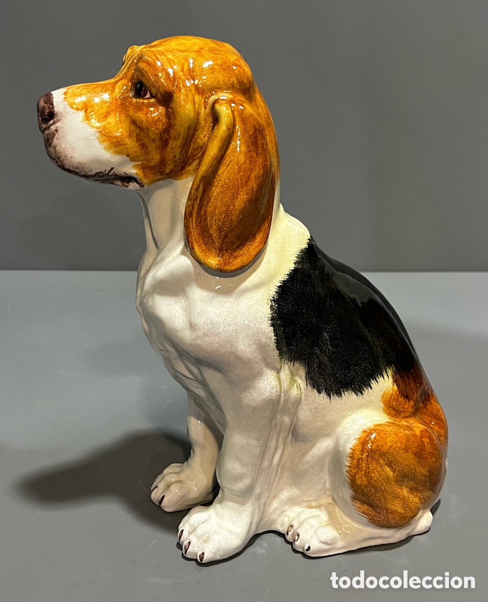 Antig&uuml;edades: PERRO PORCELANA ITALIANA &rdquo;BEAGLE&rdquo; - 30 X 15 X 23 CM.